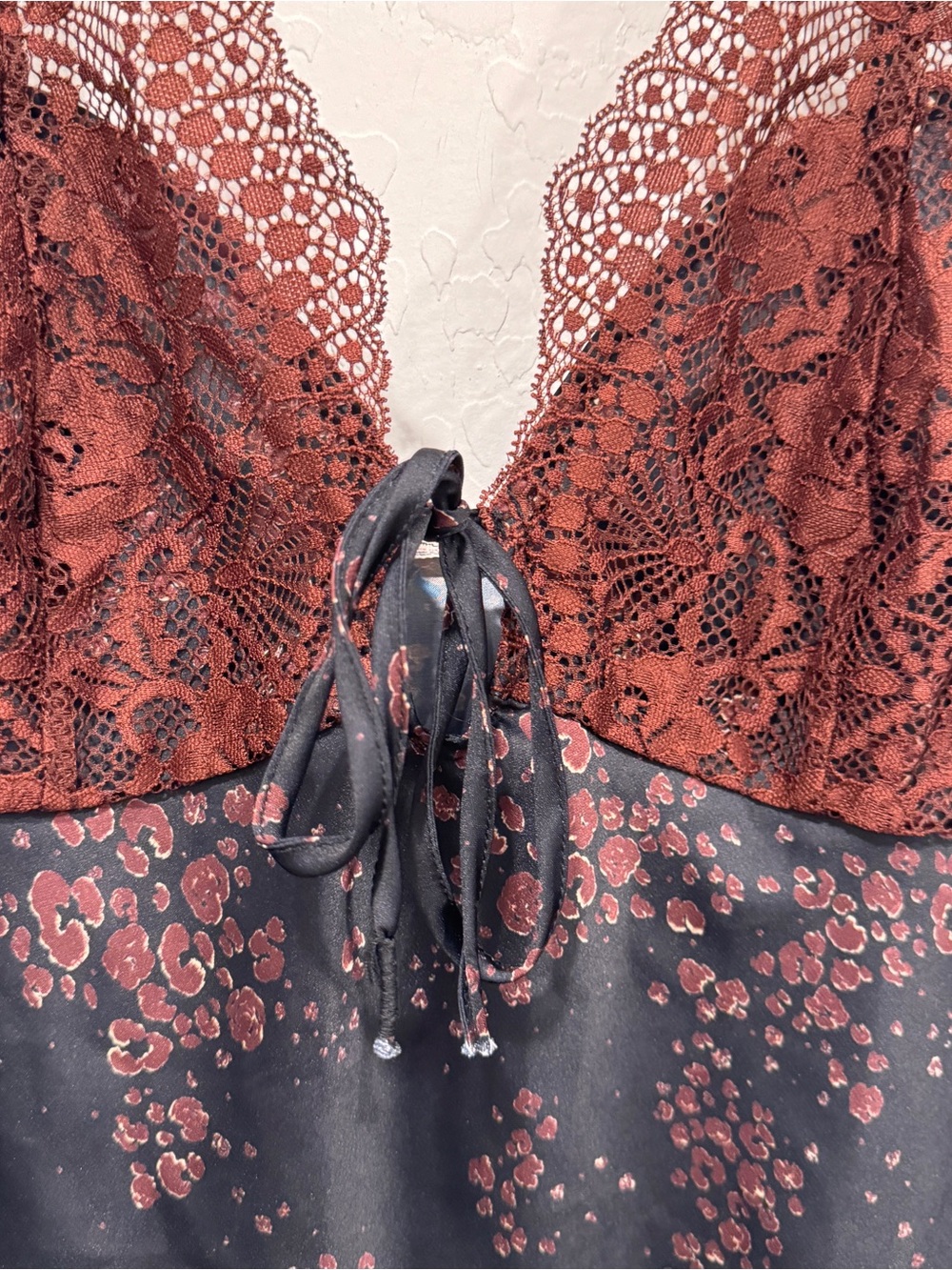 Free People Countryside Printed Satin Slip Dress Womens Medium Mini Lace Trim - Picture 4 of 9